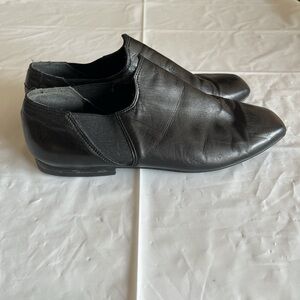 Vintage 90’s Black Women's Leather slip on Loafers